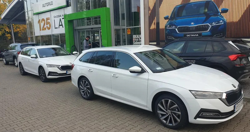 samochody osobowe Skoda Octavia cena 79954 przebieg: 120000, rok produkcji 2020 z Kraków